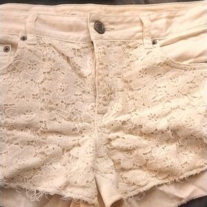 White American Eagle Shorts